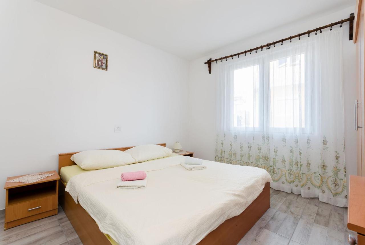 Apartments Danica โลปาร์ ภายนอก รูปภาพ