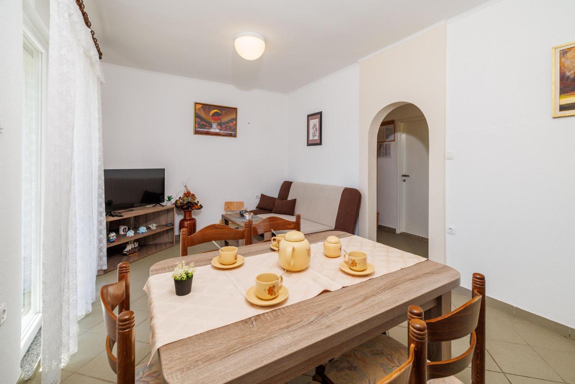 Apartments Danica โลปาร์ ภายนอก รูปภาพ